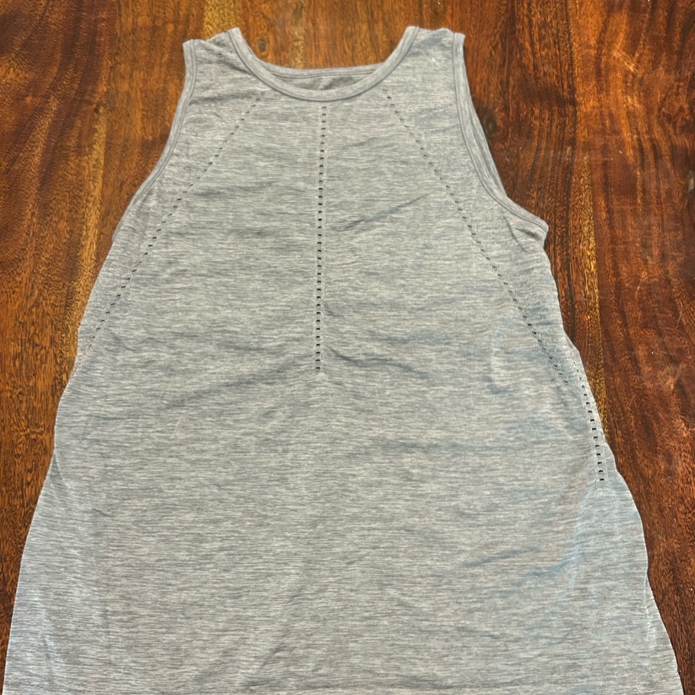 COPY - Athleta Gray Fitted Tank Top